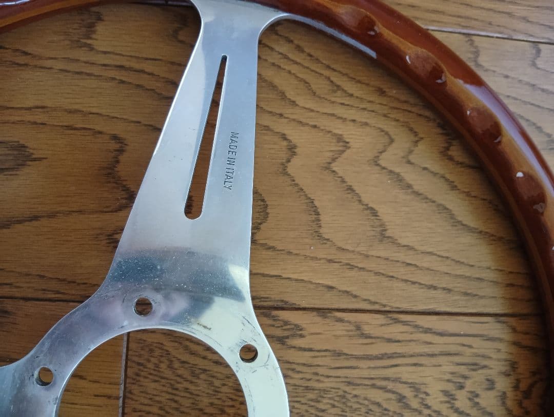 ナルディクラシック36シルバー