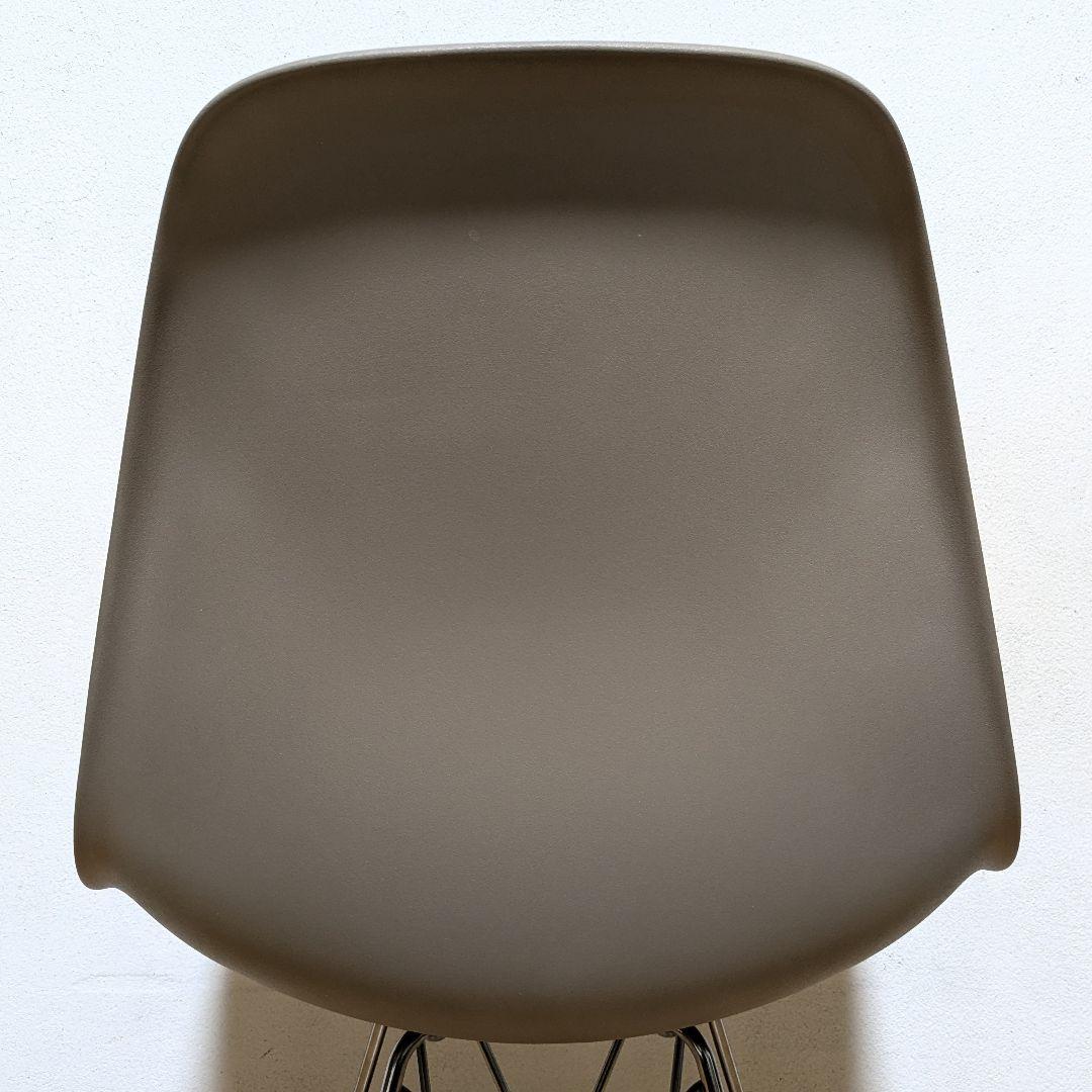 極美品 正規品 ハーマンミラー イームズ シェル サイド チェア DSR ココア