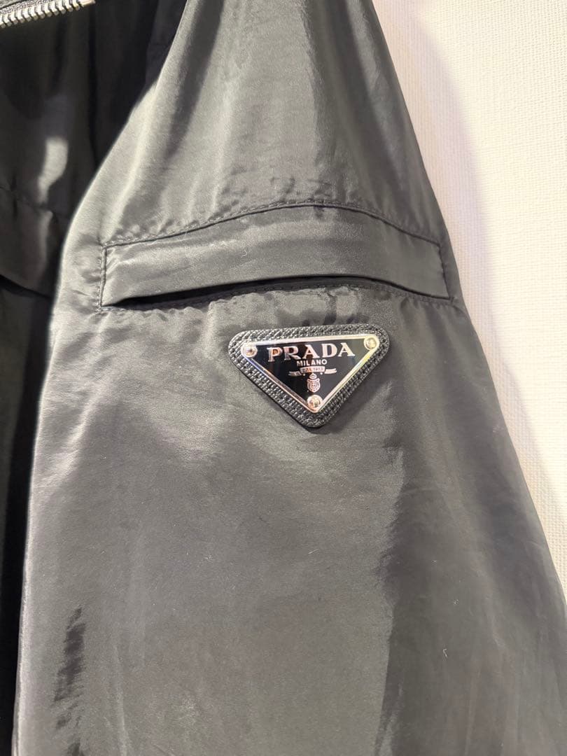 PRADA プラダ ブラックナイロンジャケット フード