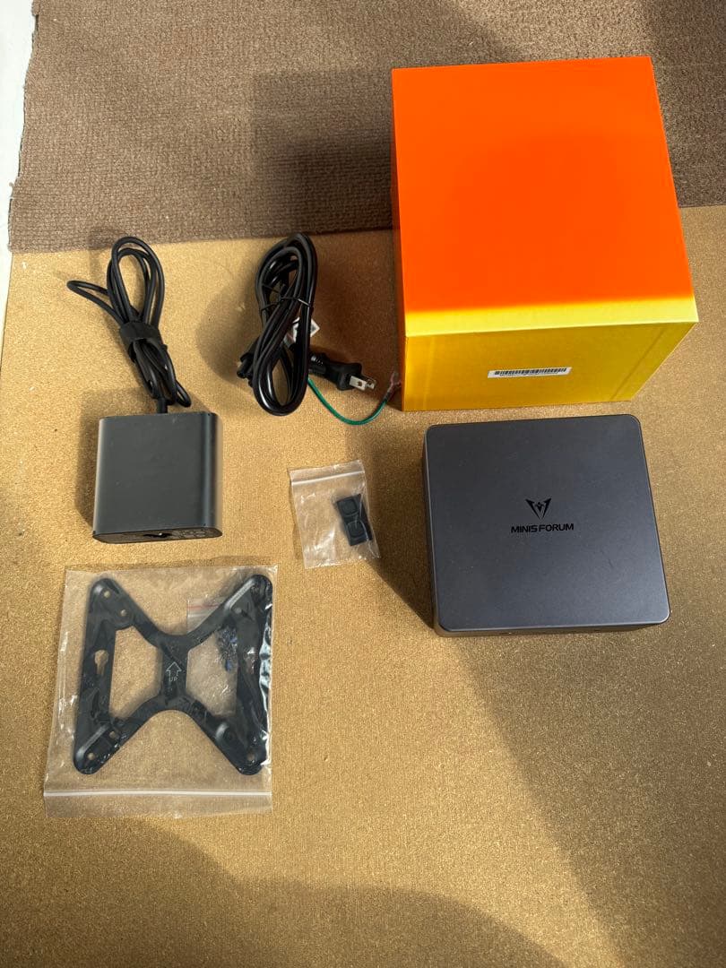 UM790 Pro ミニPC 本体
