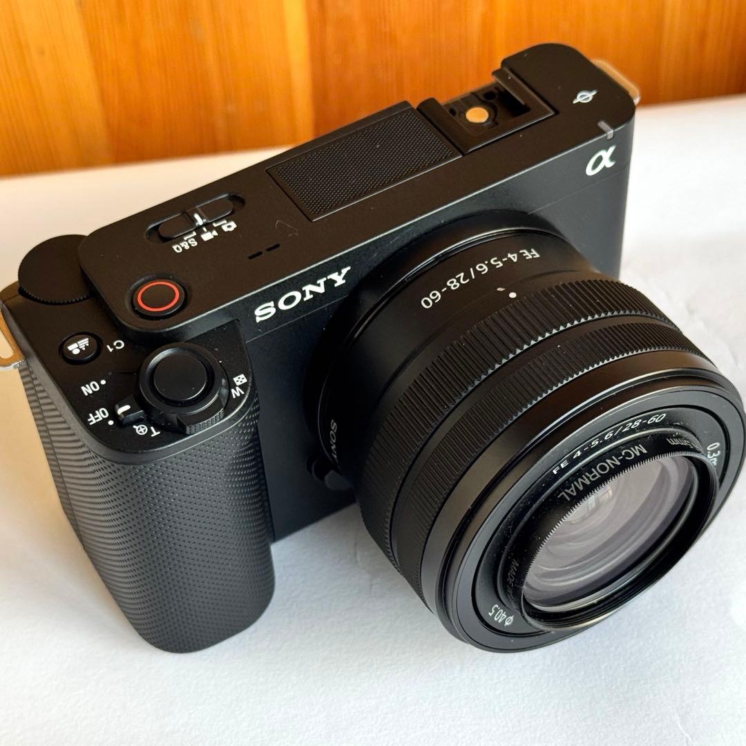 h*a様 5万円値下げから▼SONY ZV-E1 フルサイズミラーレス　ズームレ