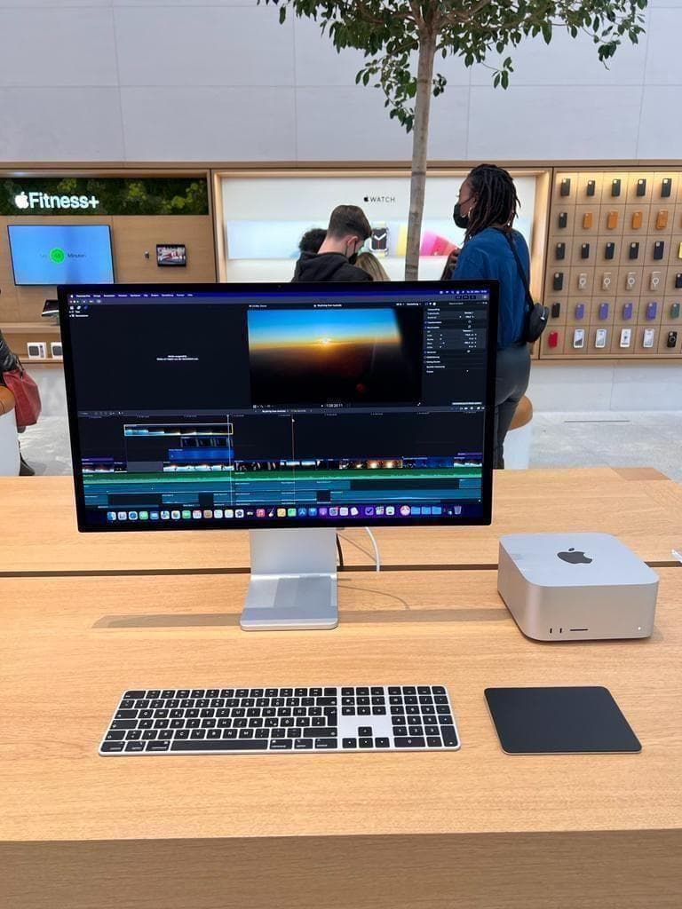 Apple純正品Magic Trackpadブラック シルバー トラックパッド