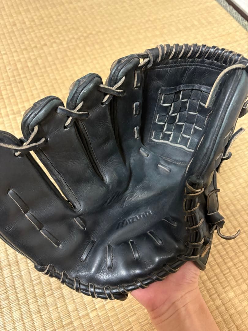 ミズノプロ　プロ支給品　硬式ピッチャー用グローブ　左投げ
