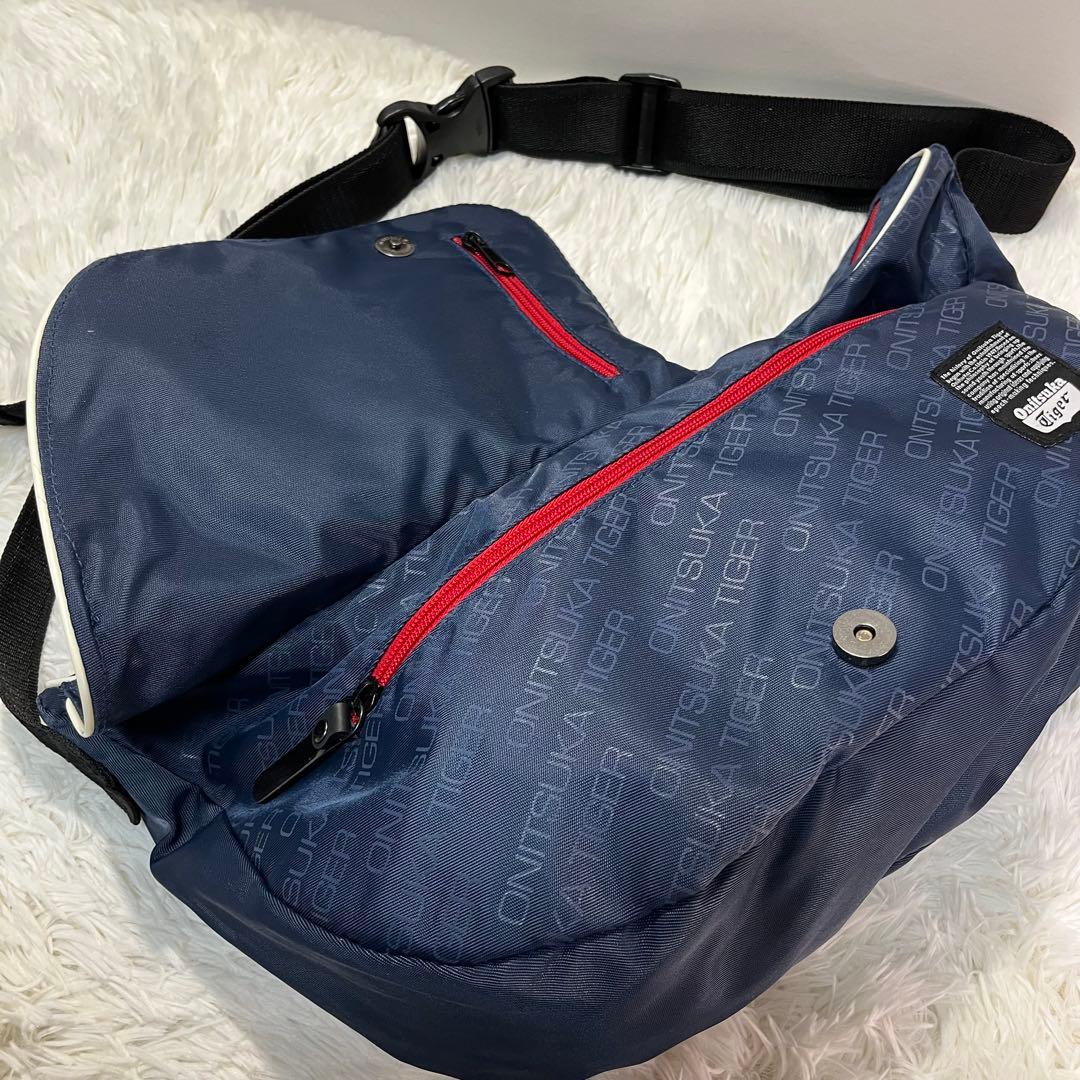 美品 オニツカタイガー メッセンジャーバッグOnitsuka Tiger