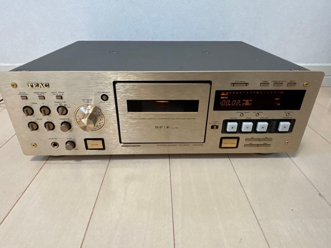 TEAC カセットデッキ V-6030S ゴールド ジャンク 電源OK