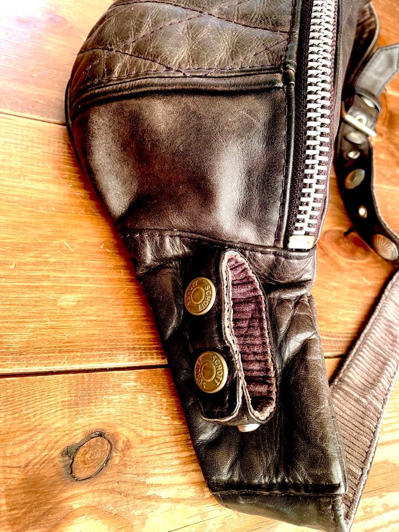 初期　Schott ブラックレザー ボディバッグ　カスタム