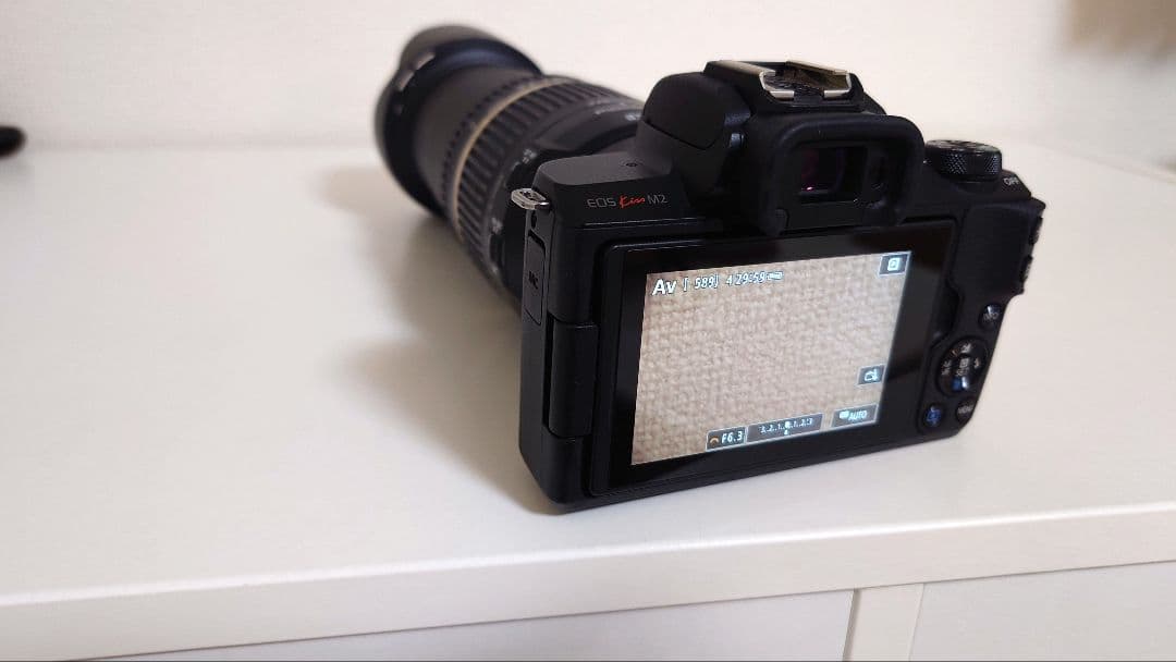 Canon EOS KissМ2 ミラーレスカメラ バッテリー３個