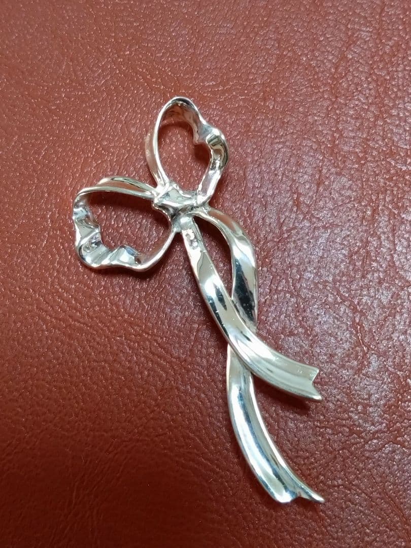 Tiffany＆Co ティファニー ブローチ リボンモチーフ SV925