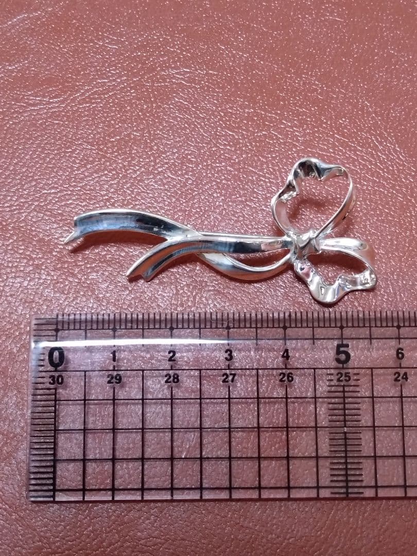 Tiffany＆Co ティファニー ブローチ リボンモチーフ SV925