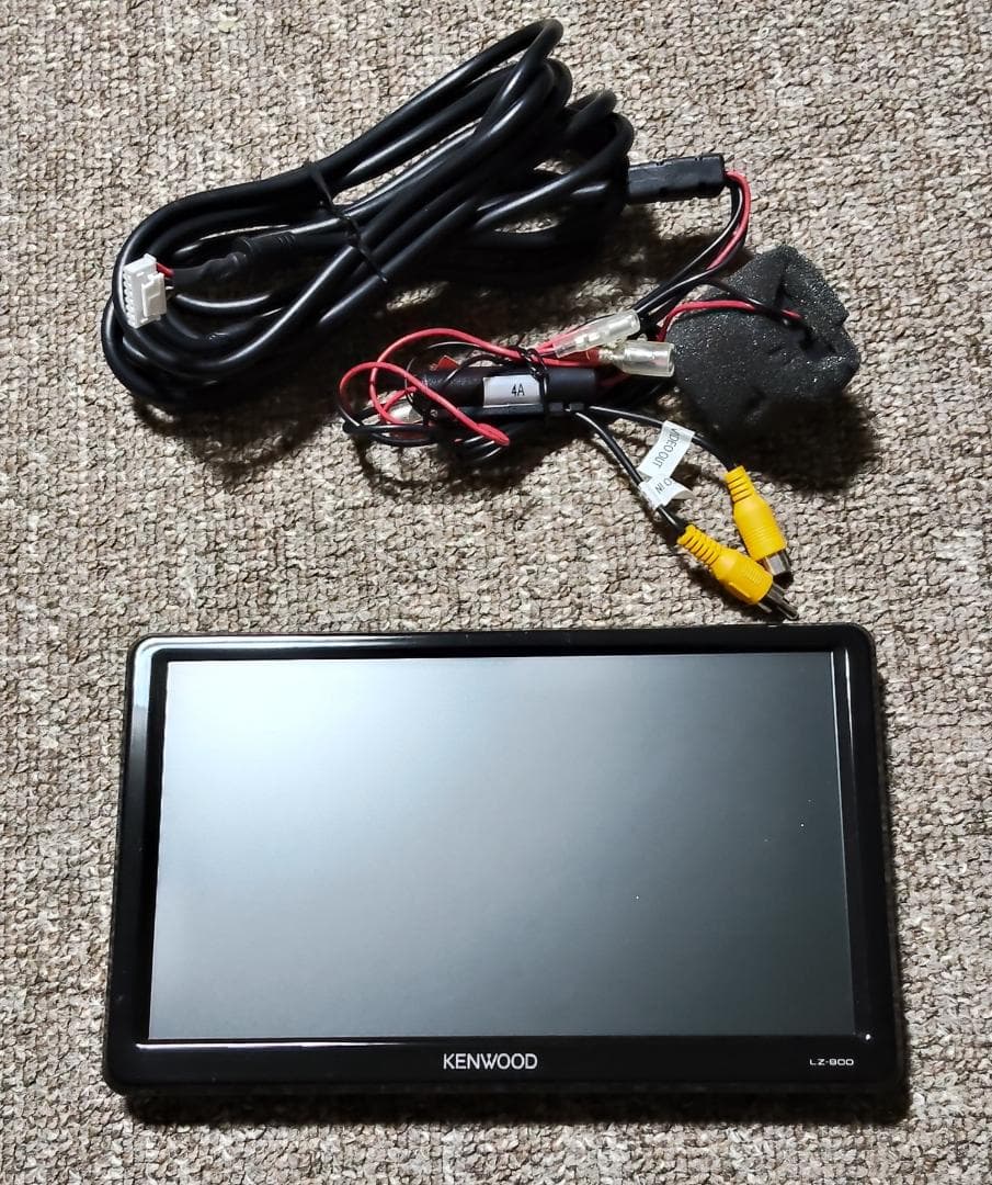 車載用９インチ リアモニター　LZ-900 KENWOOD 中古