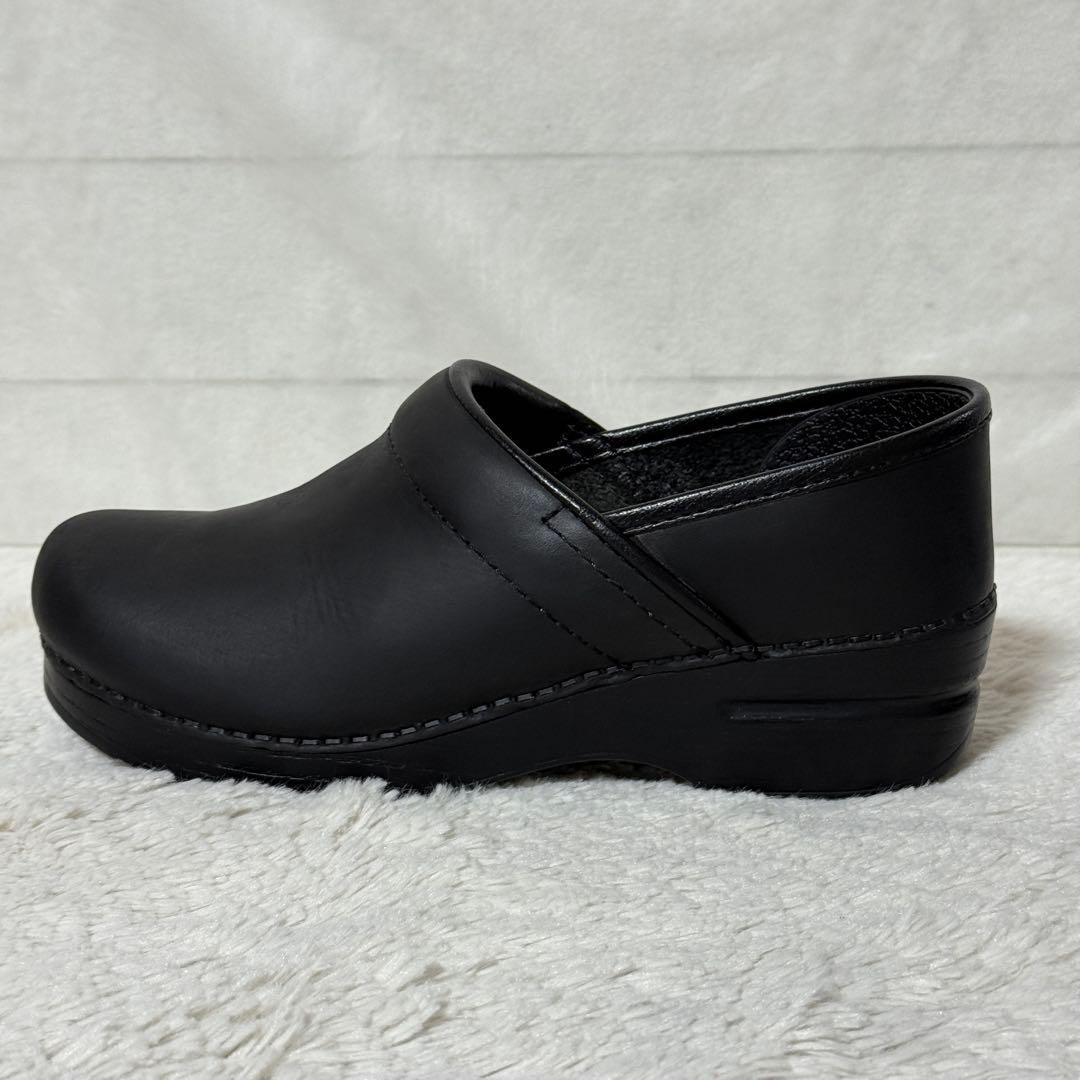極美品✨dansko ダンスコ　プロフェッショナル　オイルドレザー　36 黒