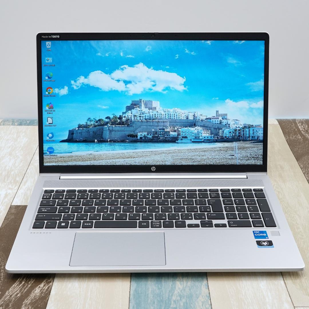 超高速新品ＳＳＤ５００ＧＢ換装済み✨美品の東京生産✨１０コアの第１２世代コアｉ５