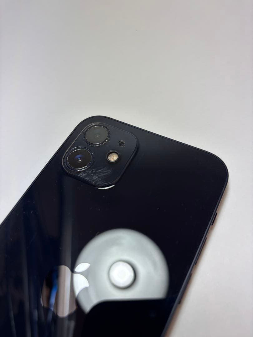 Apple iPhone 12 ブラック 本体　64GB