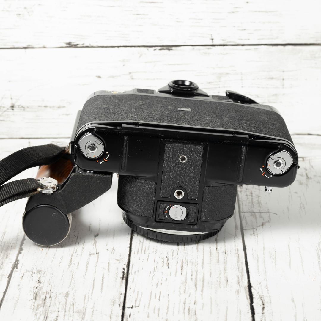 Pentax 67 グリップ付き