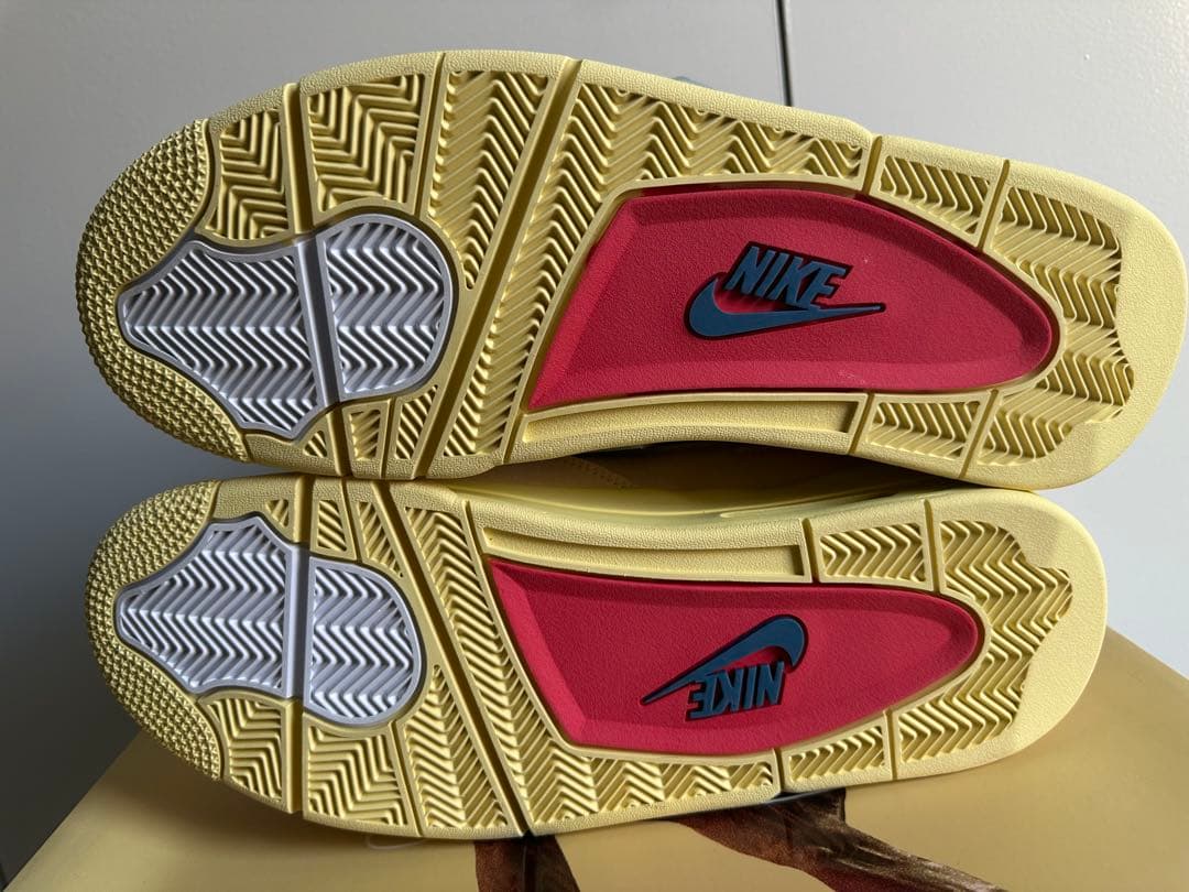 Air Jordan 4 RETRO SP UNION US12 グアバ