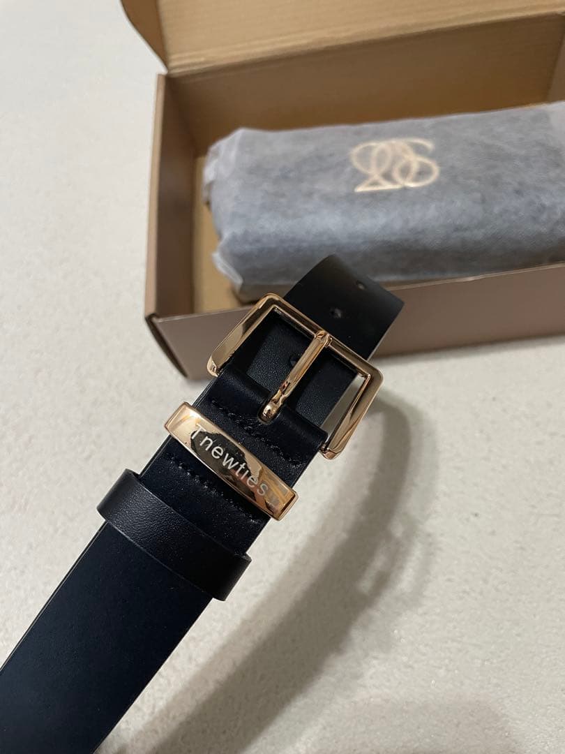 Tnewtiesトゥエンティーズ ノベルティバッグ ベルト　【美品】