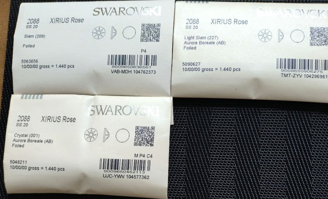[ララン] SWAROVSKI XIRIUS Rose SS20