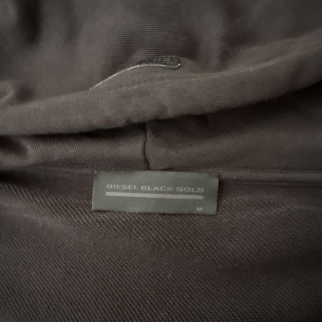 DIESELブラックパーカー フロントジップ付き