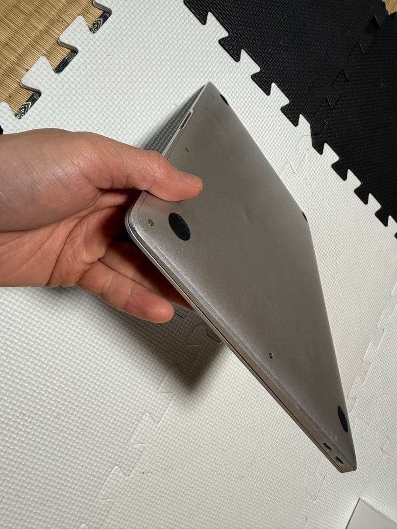 Apple MacBook Air M1 8GBメモリ256GB