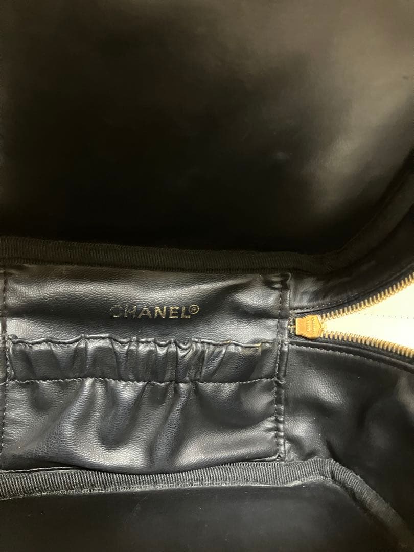 CHANEL バニティポーチ