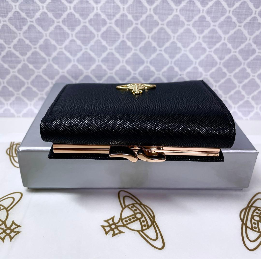 【大人気♡ショッパー付】新品 ヴィヴィアン・ウエストウッド　三折り財布 黒