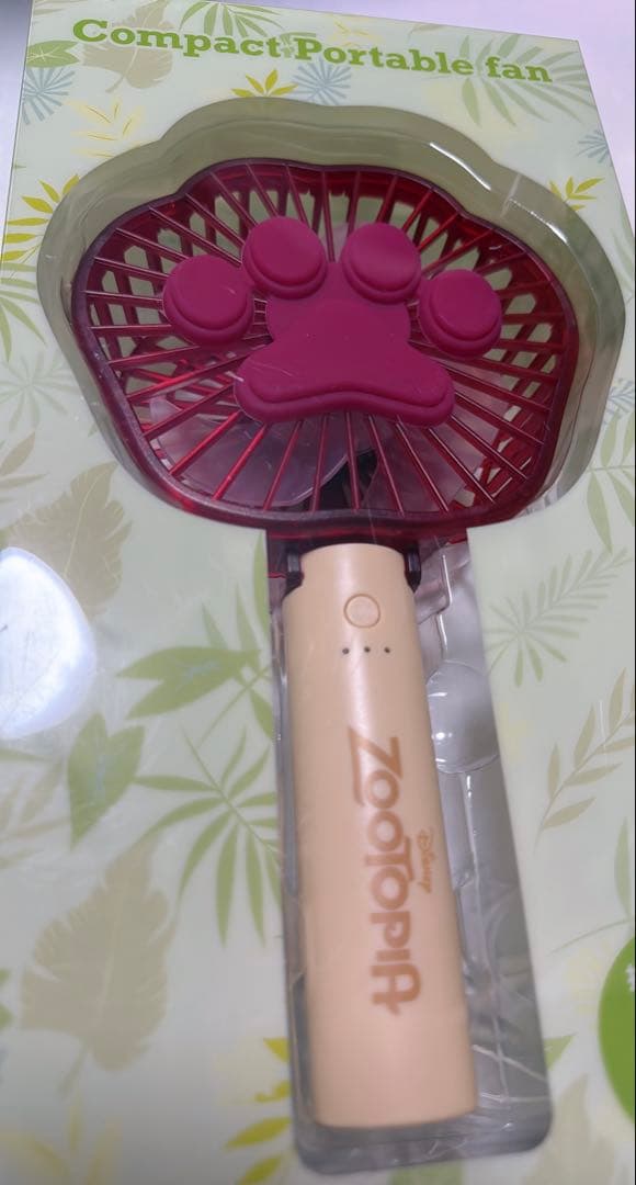 新品　ディズニー　ストア　ズートピア　ハンディファン　扇風機　小型　ミニ　手持ち
