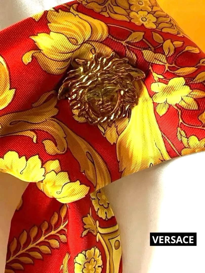 ✨VERSACEベルサーチ・シルクベルト✨ ✨希少な逸品✨最終特価最安値✨