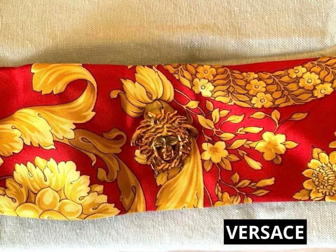 ✨VERSACEベルサーチ・シルクベルト✨ ✨希少な逸品✨最終特価最安値✨