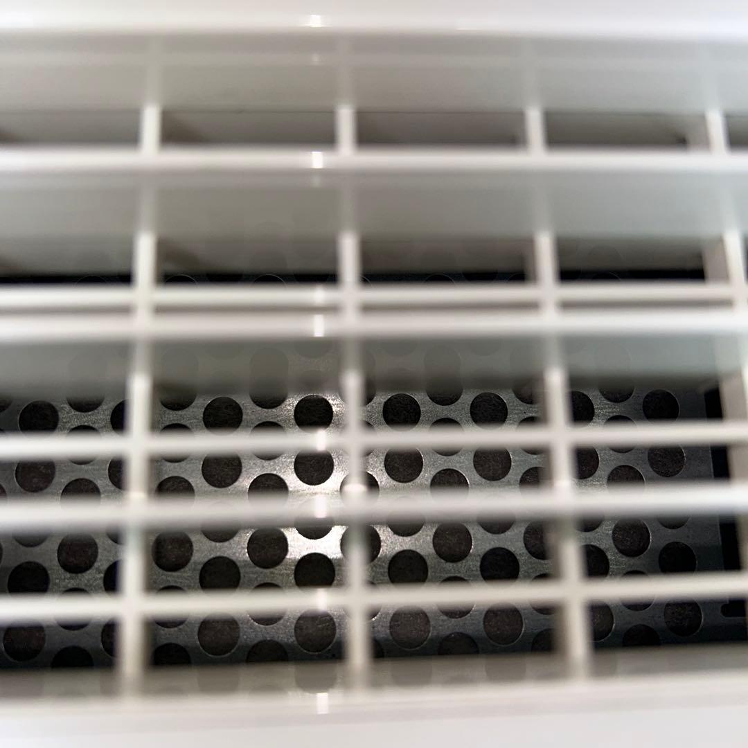 清掃済み　2019年製　富士通　プラジオン　脱臭機　DAS-15K ホワイト