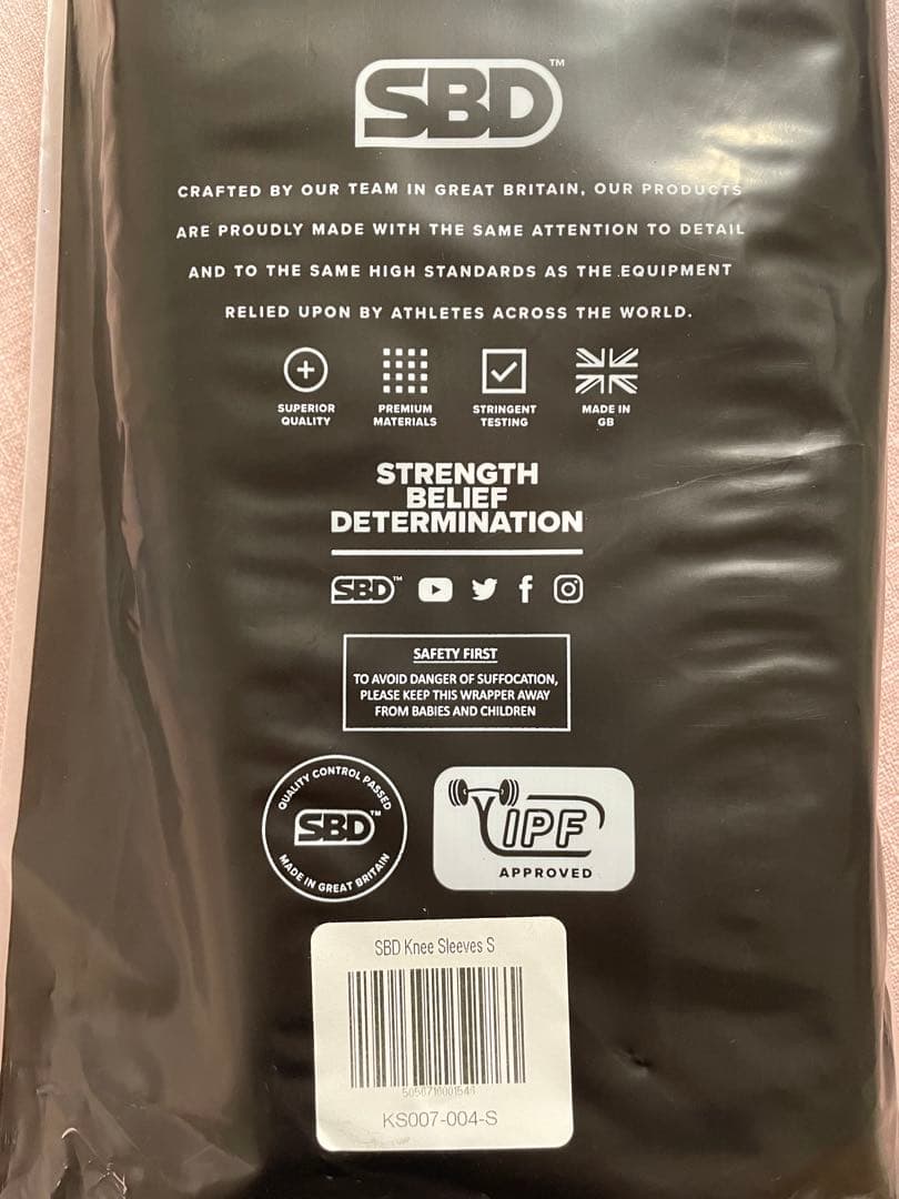 【値下げしました】SBD ニースリーブ　サイズS 黒/赤