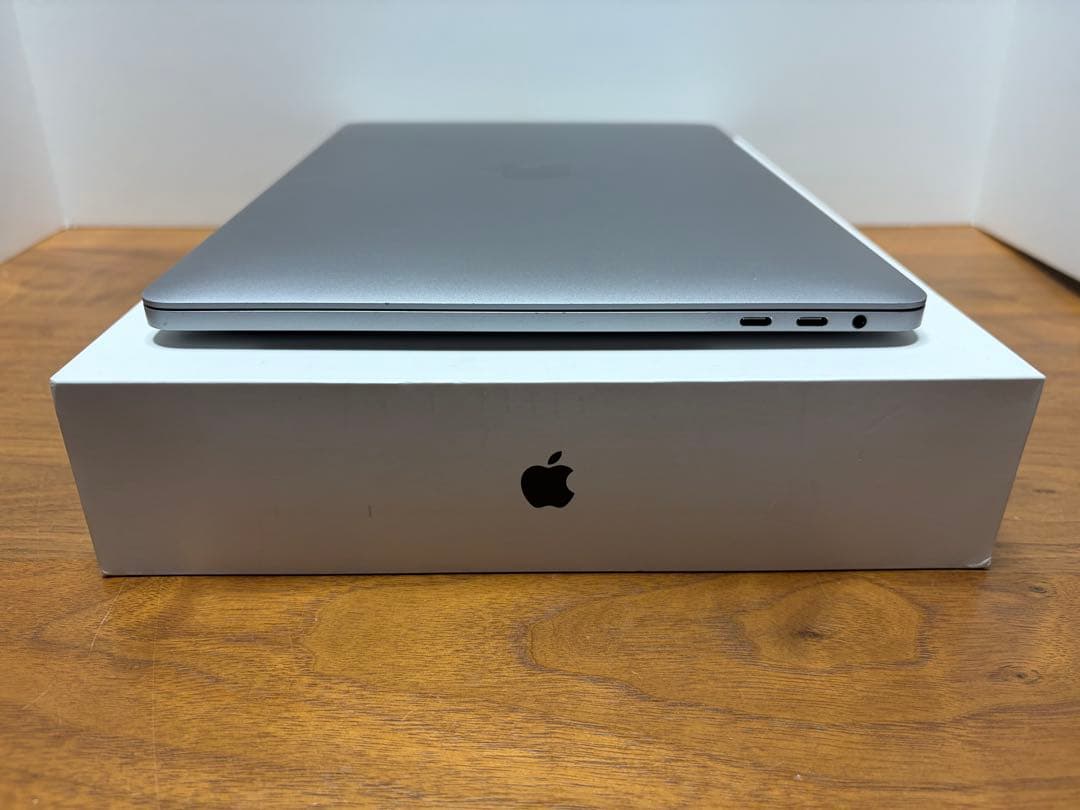 高性能&美品❗️MacBook Pro 2020 i7&32GB&2TB