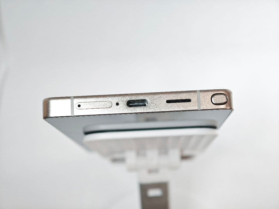 【美品】Galaxy S25Ultra 256GB 韓国版チタニウムブラック