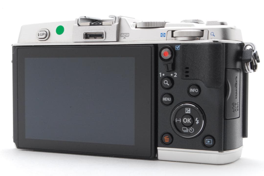 お値下げ!!〈美品＋＋〉オリンパス PEN E-P5 デジタルカメラ