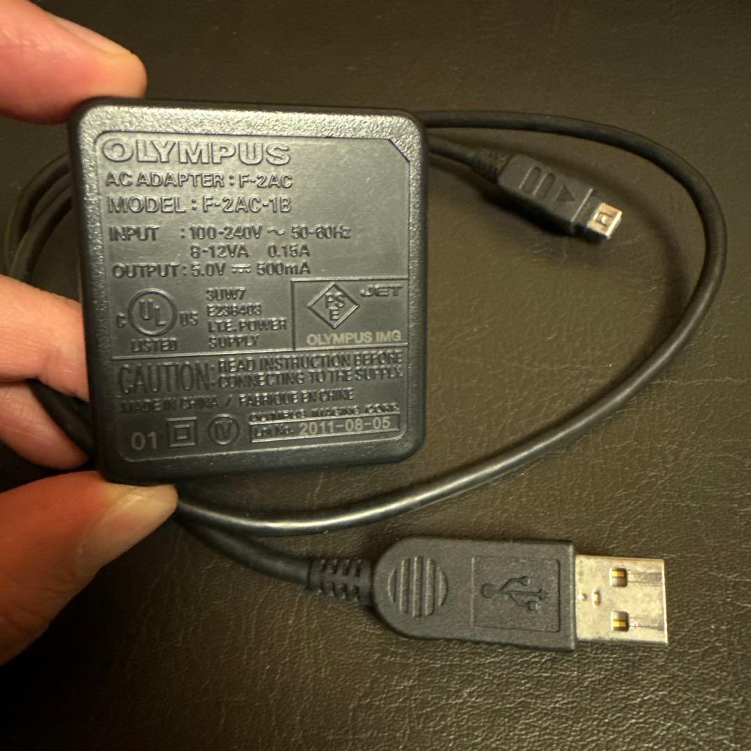 OLYMPUS SH-21デジタルカメラ16メガピクセル【おまけ付き】