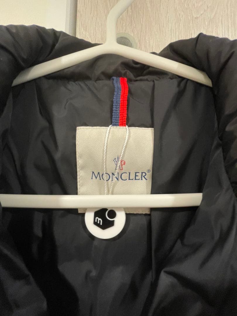 モンクレール　MONCLER ダウンジャケット 最終値下げ