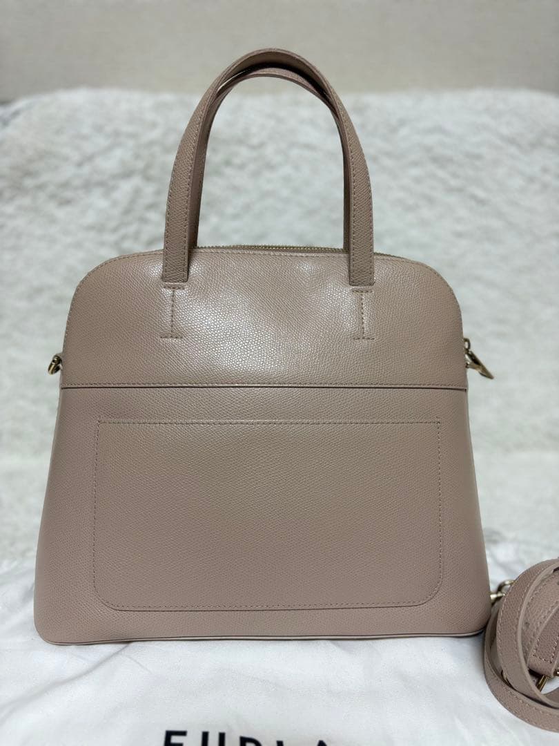 【美品】フルラ　新型パイパー　ハンドバッグ　ショルダーバッグ　ベージュピンク