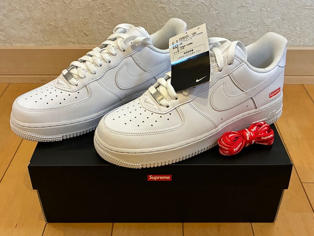 【ヤナピーさま専用】Supreme Nike Air Force 1 Low