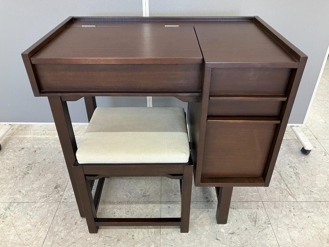 a.flat ドレッサー ブラウン