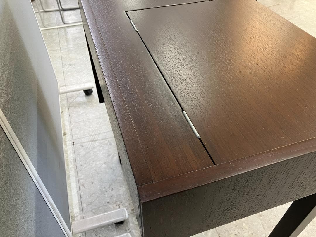 a.flat ドレッサー ブラウン