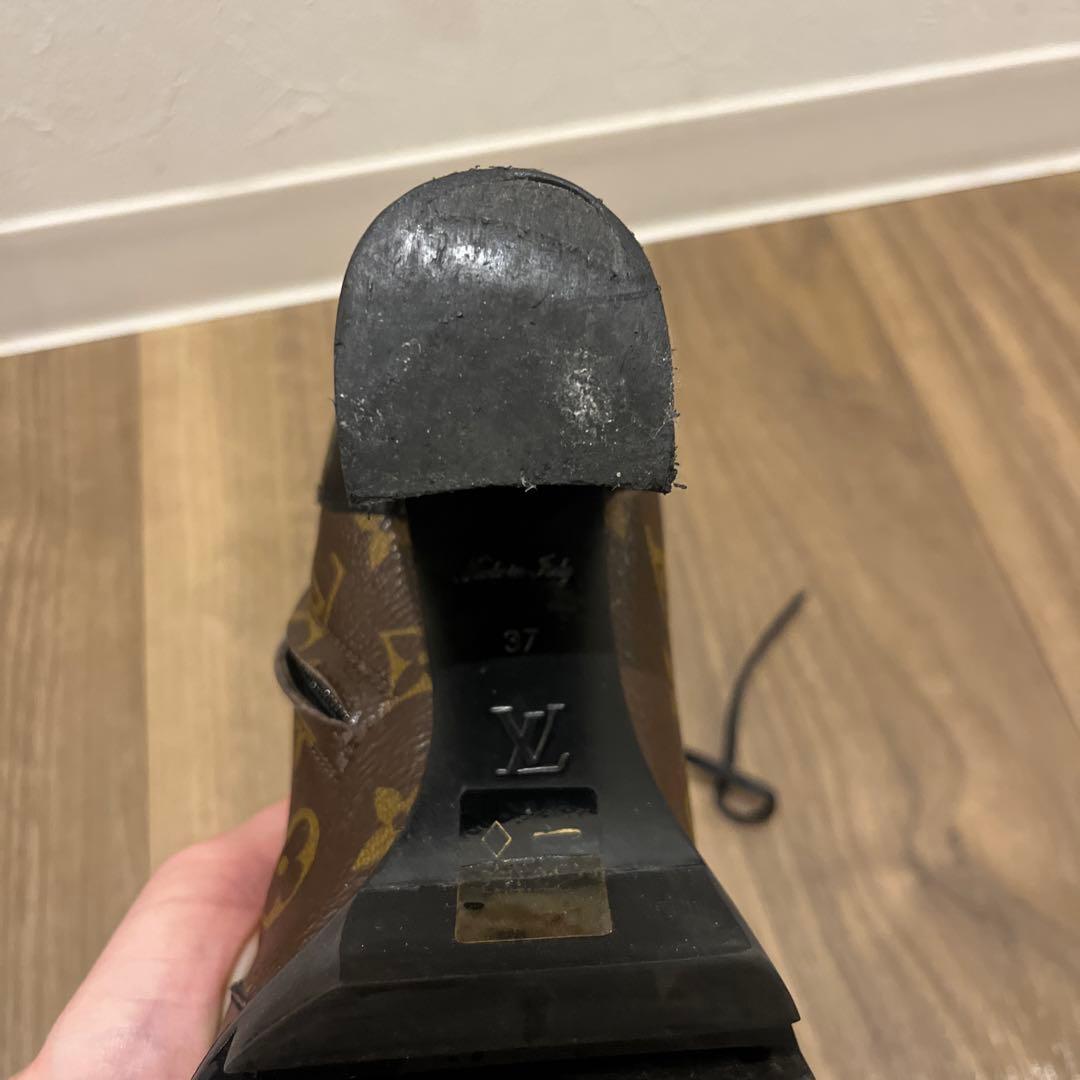 S*引様 美品ルイヴィトン スタートレイル　ブーツ 37