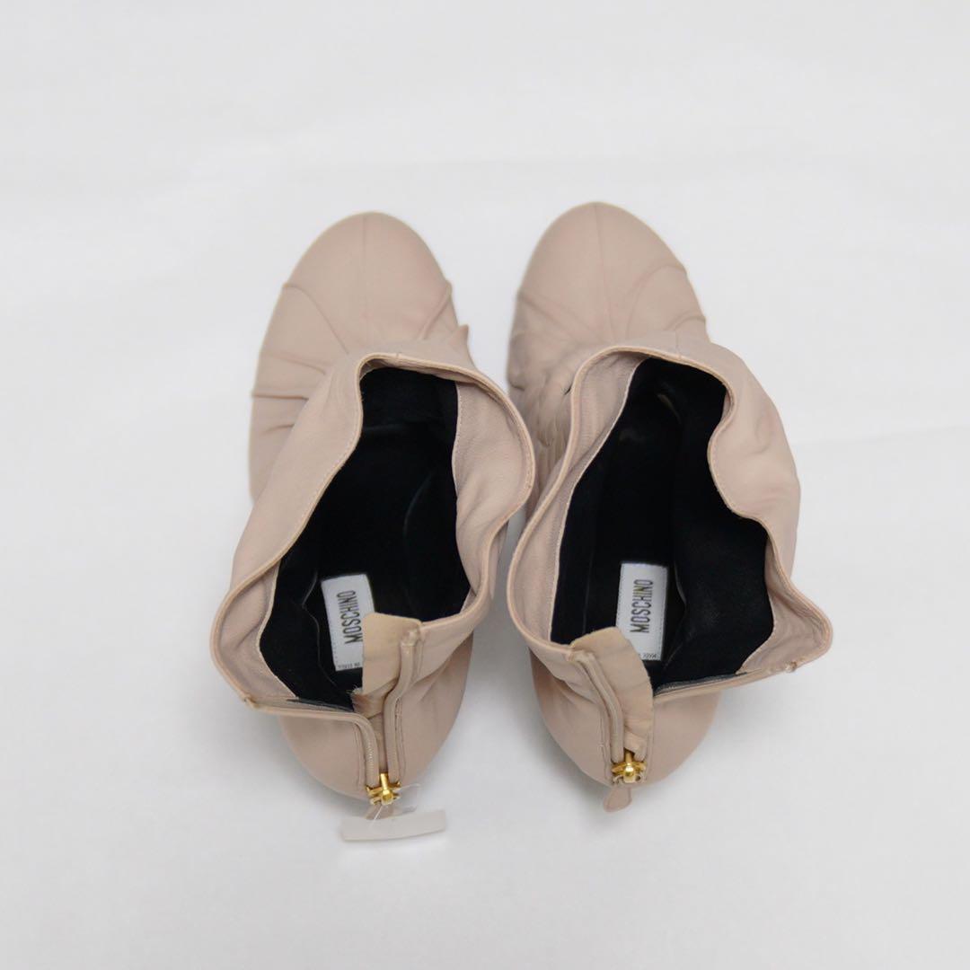 新品タグ付　モスキーノ　ピンク　ショートブーツ　ハート　ヒール