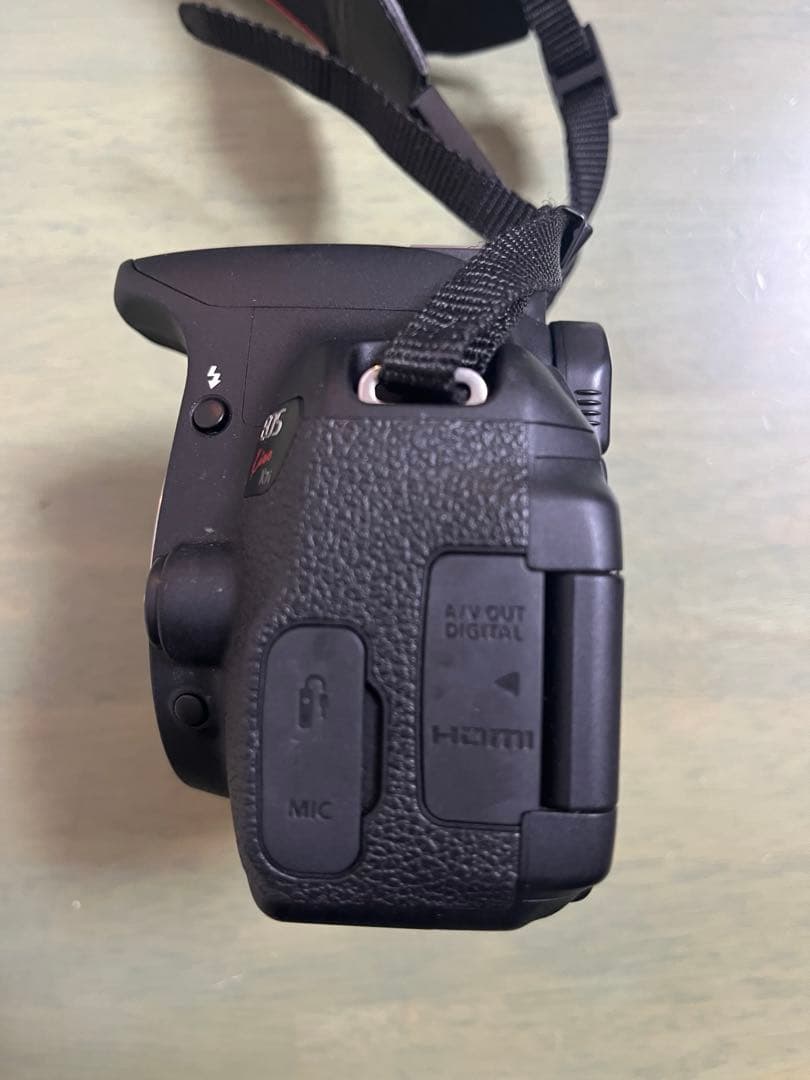 Canon EOS kiss X7i ボディ