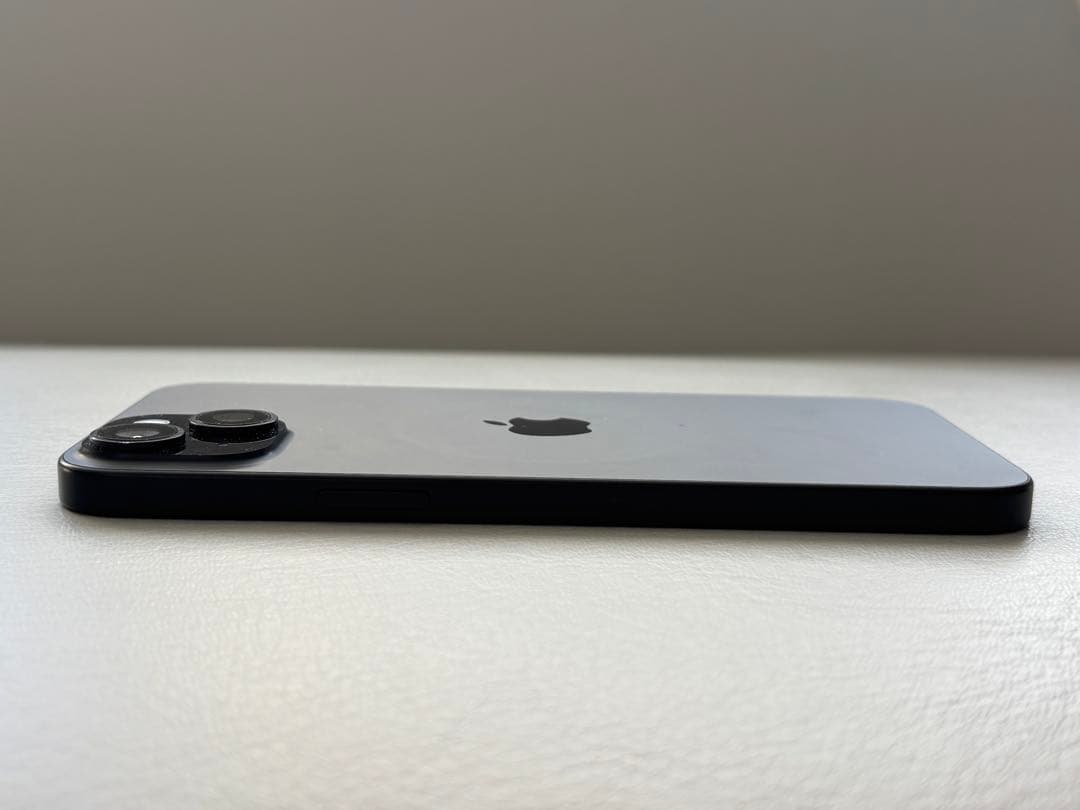 Apple iPhone 15 Plus（ブラック）箱なし