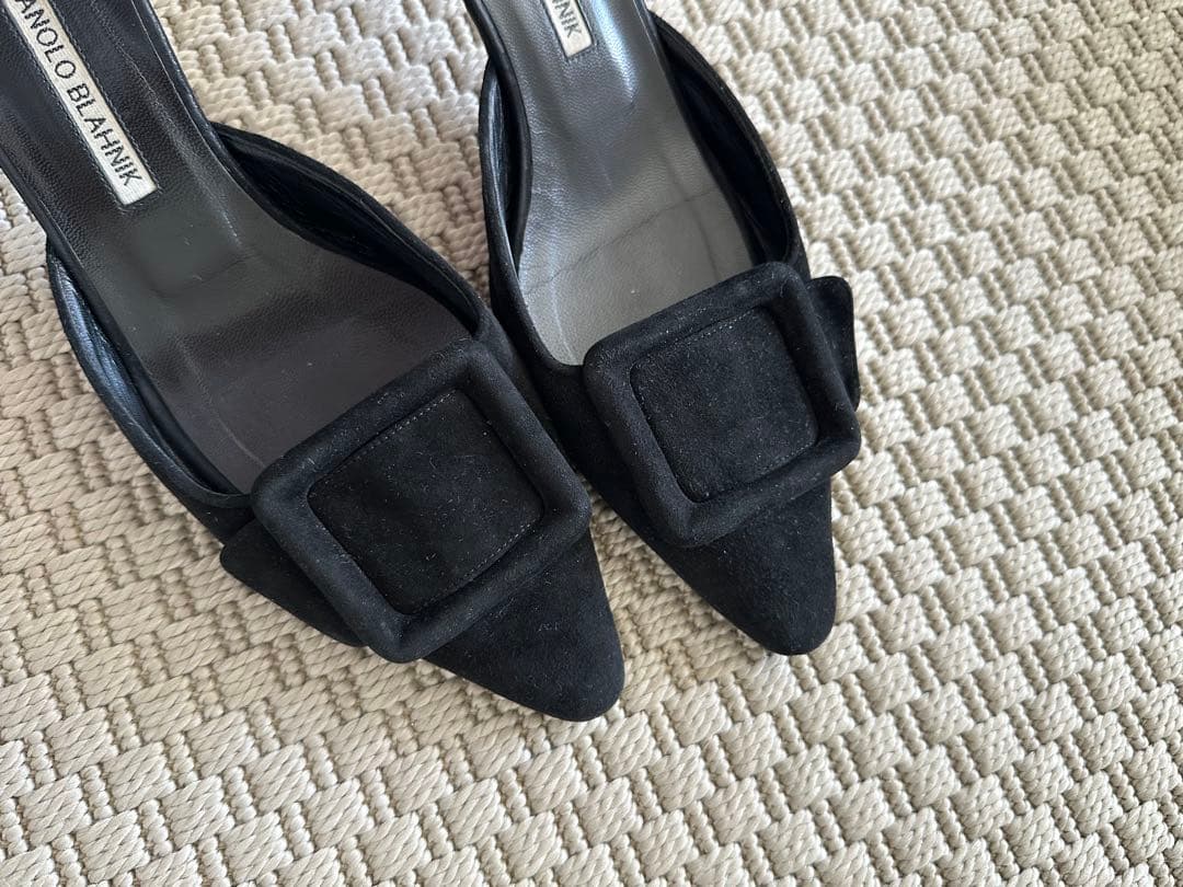 Manolo Blahnik ブラックミュール