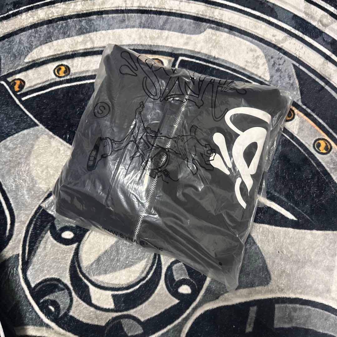 [入手困難] syna world zip up hoodie - blackS