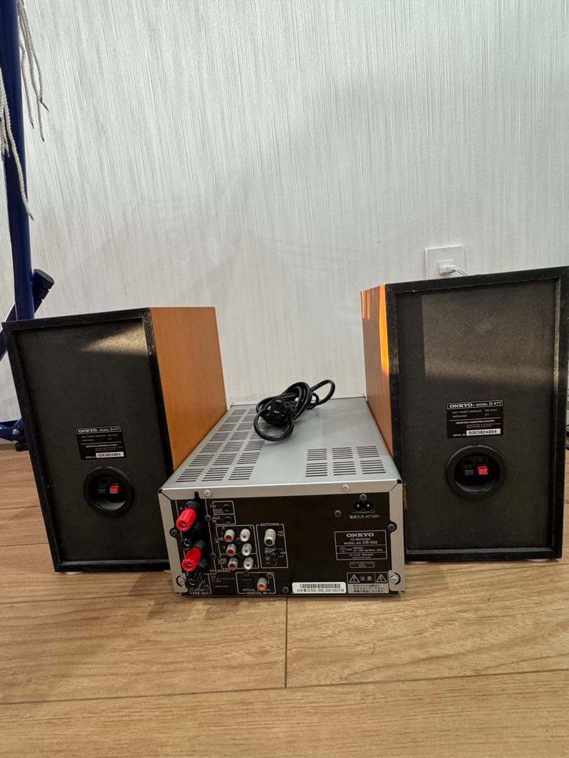 ONKYO ー CR-555 CDレシバーアンプ-本体のみ中古品
