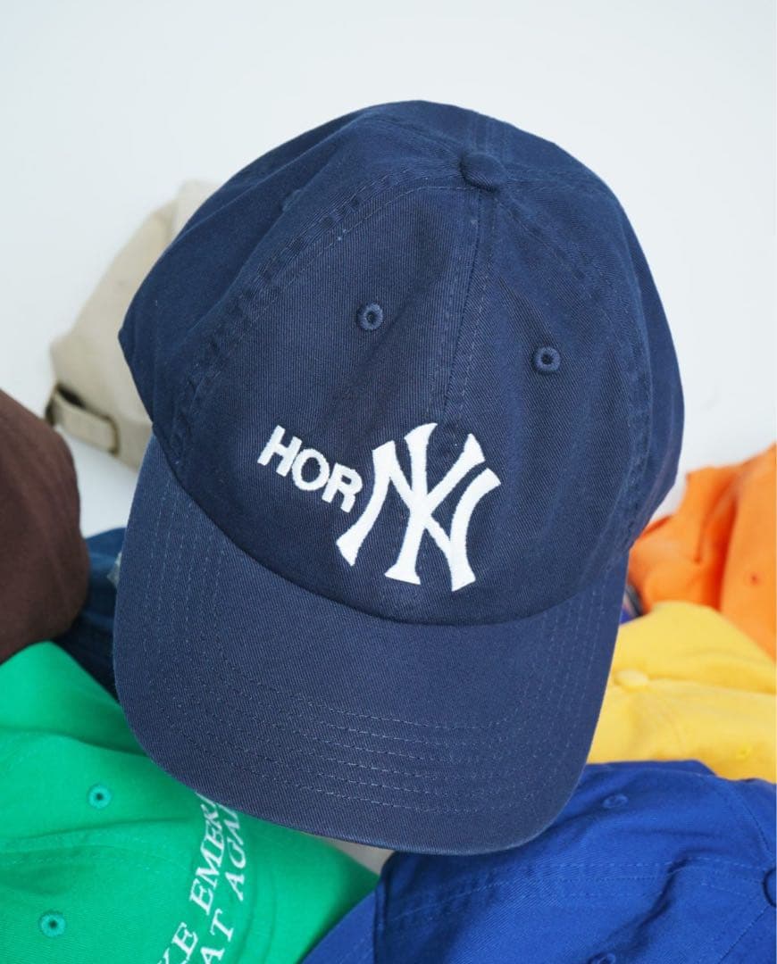ニューヨークヤンキースキャップ MANHOLE MARS