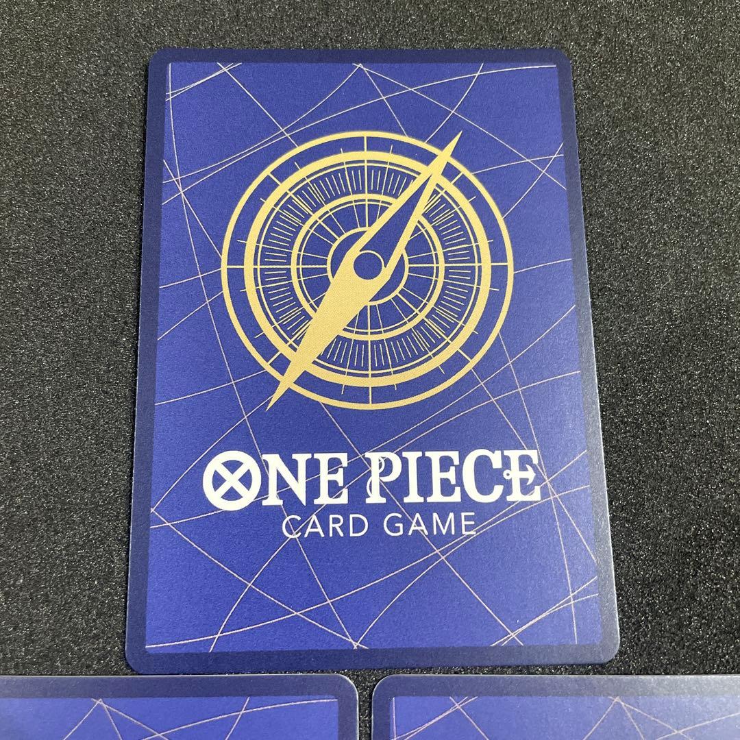 ワンピースカード　ロロノア・ゾロ3枚セット