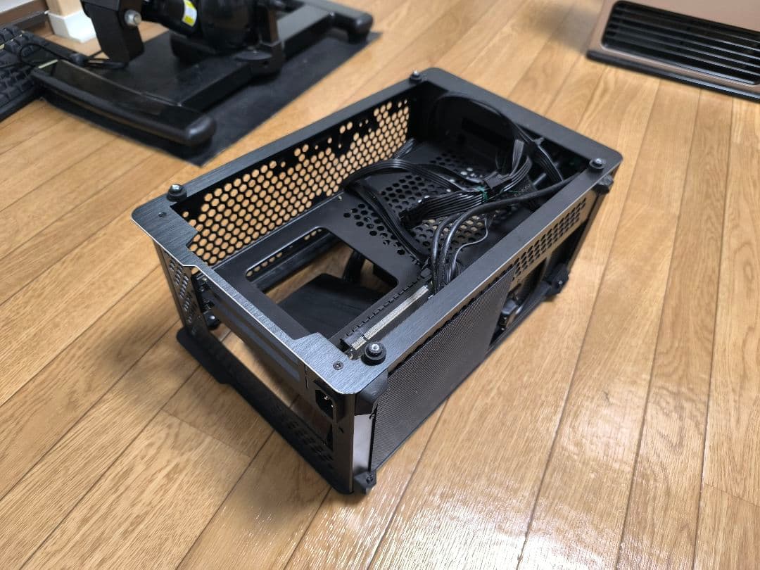 mini-ITX ケース RAIJINTEK OPHION 550W 電源セット
