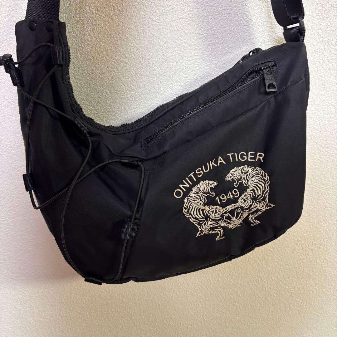 ONITSUKA TIGER メッセンジャーバッグ ブラック